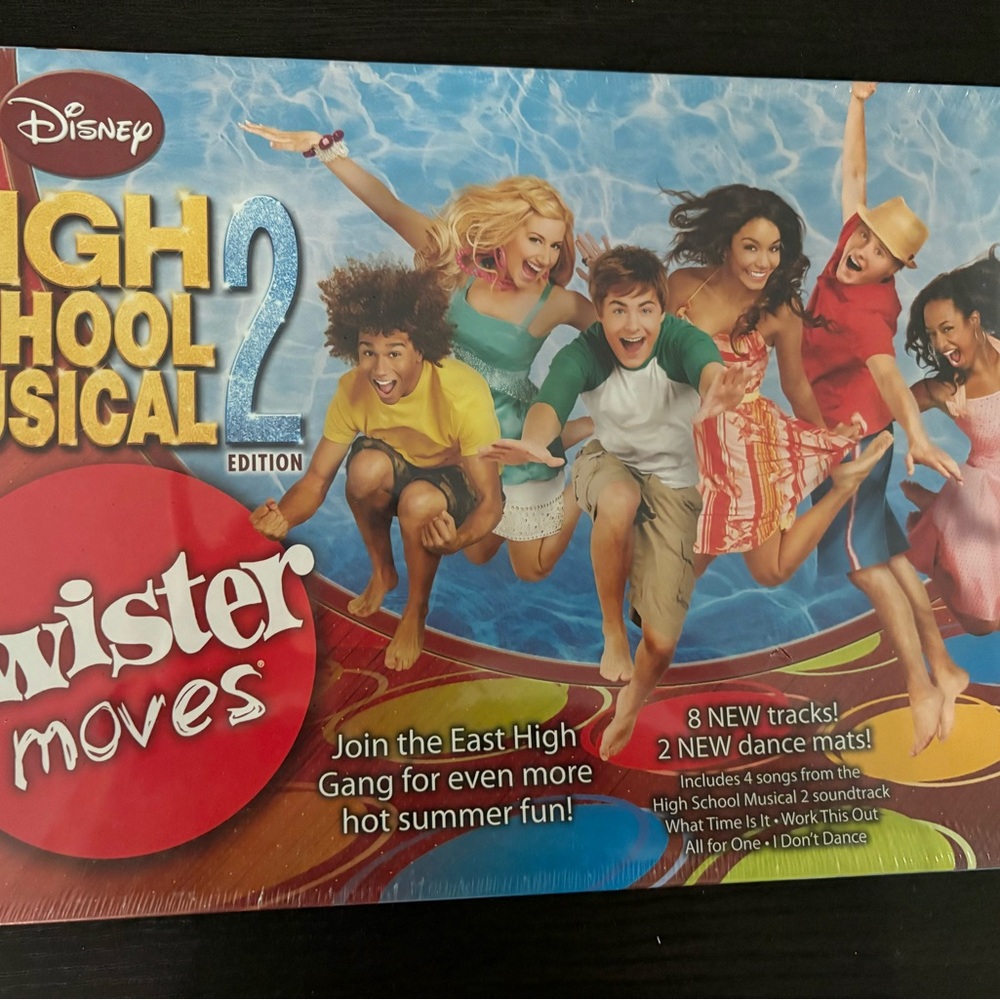 Disney High School Musical 2 Twister Moves Game